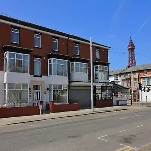 Bayswater House 3* Blackpool