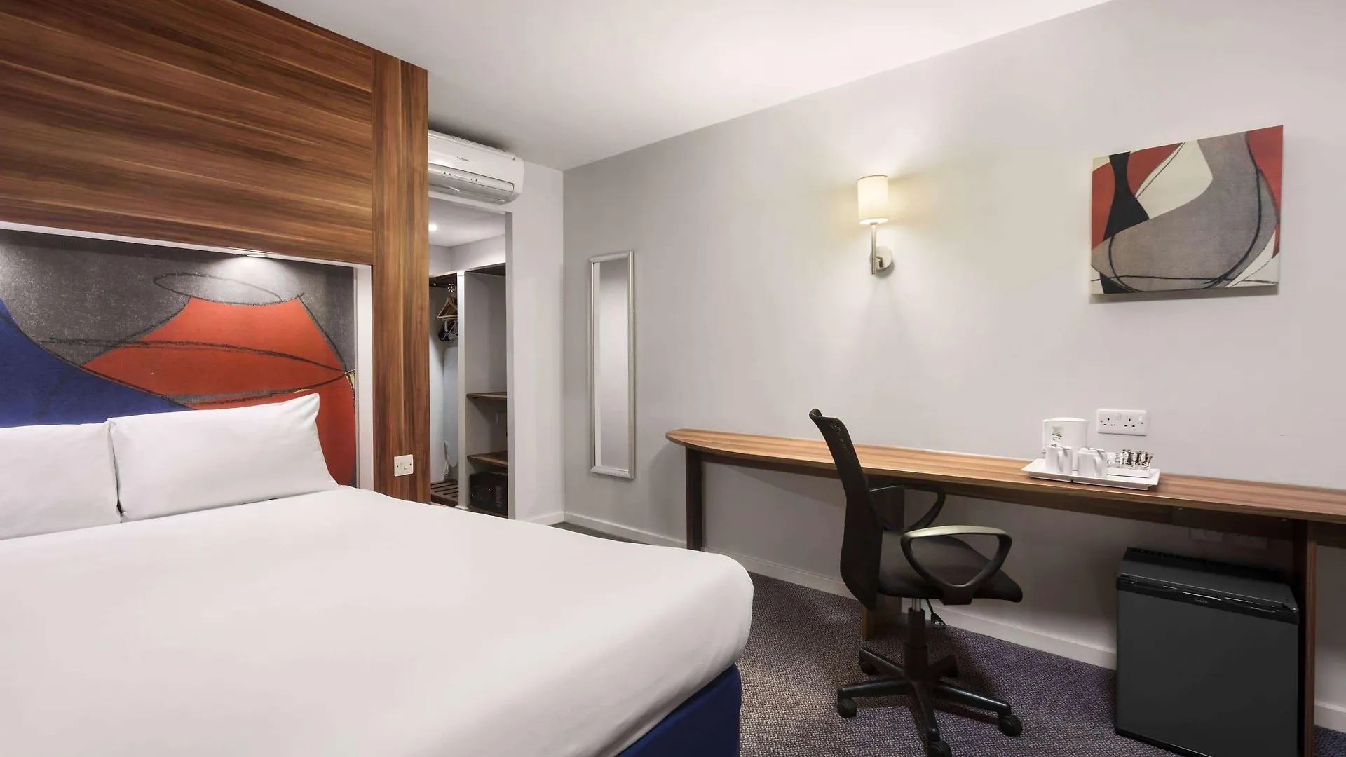 Ramada London Stansted Airport Hotel Stansted Mountfitchet 4*,