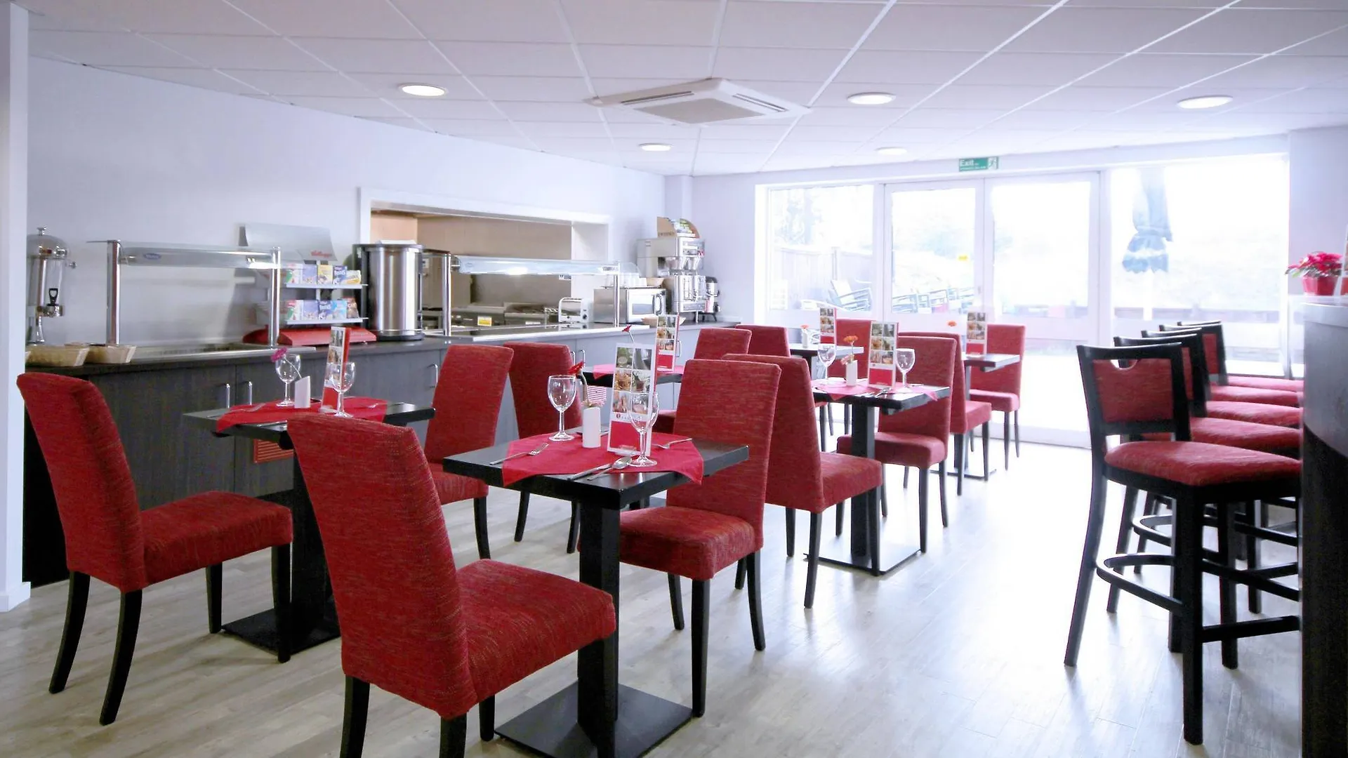 Ramada London Stansted Airport Hotel Stansted Mountfitchet 4*,